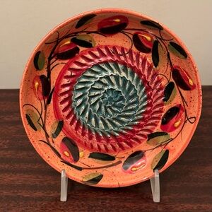 Gorgeous Hecho Amano Espana Ceramic Handpainted Garlic Grater 5” Colorful Plate